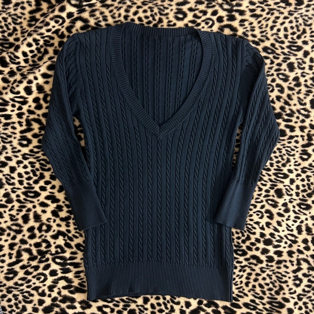 Brandy Melville sweater